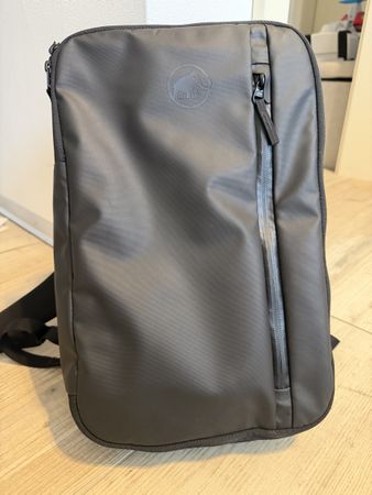 Sac à dos Mammut Seon transporter 15 état neuf