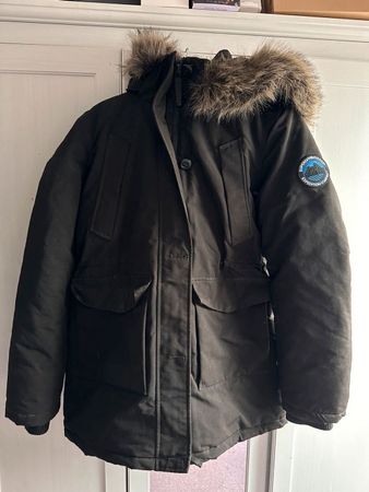 Superdry Everest Daunenjacke, warm durch den Winter!