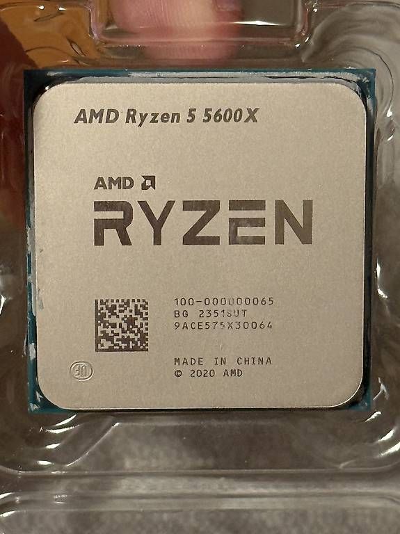 PC: AMD Ryzen 5 5600X – Usato da Zürich venduto da Ghostanium