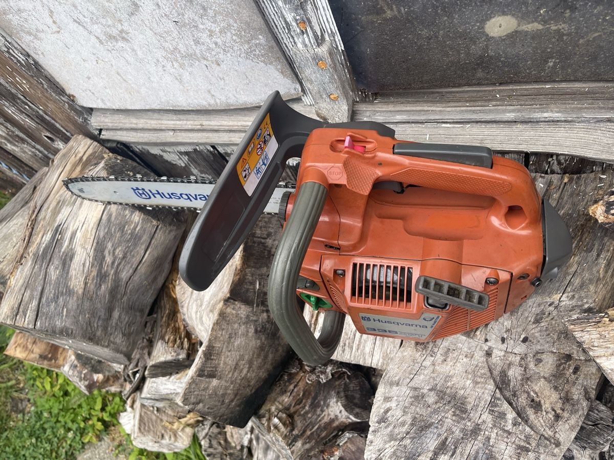 Husqvarna Seghe: Husqvarna 335 XPT, 🔝  – Usato da Bern venduto da SVTools 2