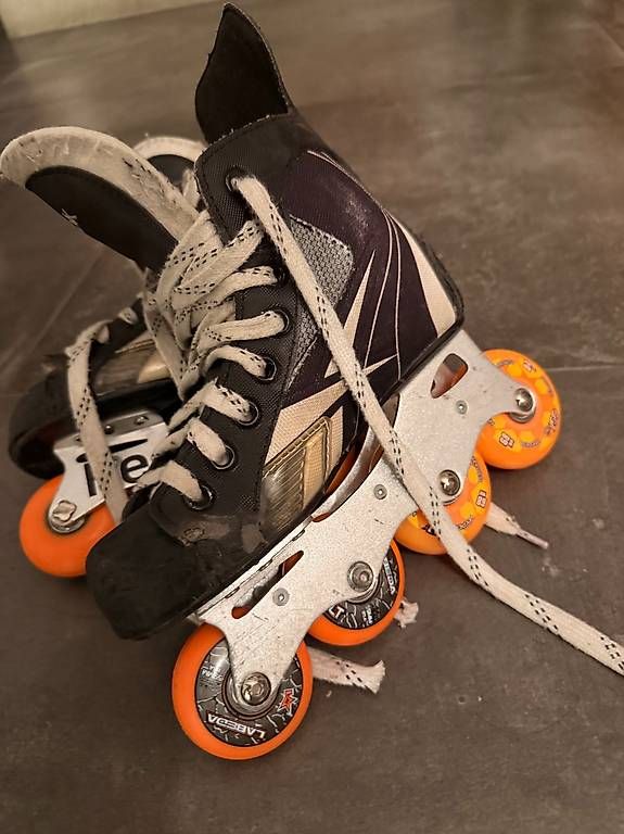 Pattini in linea & Pattini a rotelle: Hockey Rollerblades Grösse 33.5 – Usato da Münsingen venduto da Didu3879