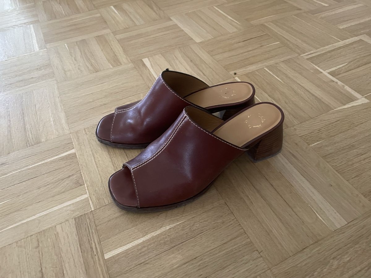 Des Petits Hauts Damenschuhe: Mules des petites hauts – Gebraucht aus Lausanne von cris_ina89 2