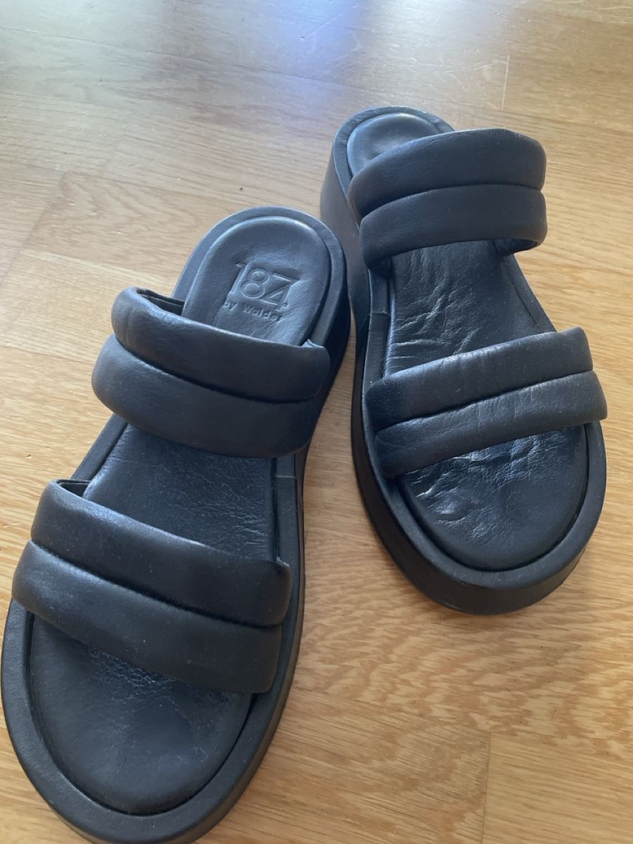 Walder Damenschuhe: 187 by Walder Leder Sandalen ,  Gr 38 – Gebraucht aus Uetikon am See von Wigglo