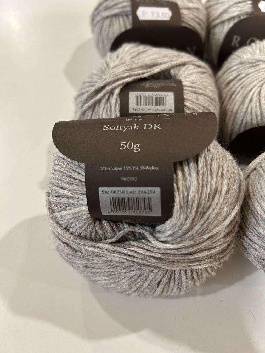 Laine: 6 pelotes Softyak DK Rowan – Neuf avec emballage d'origine à Bex par valetted 1