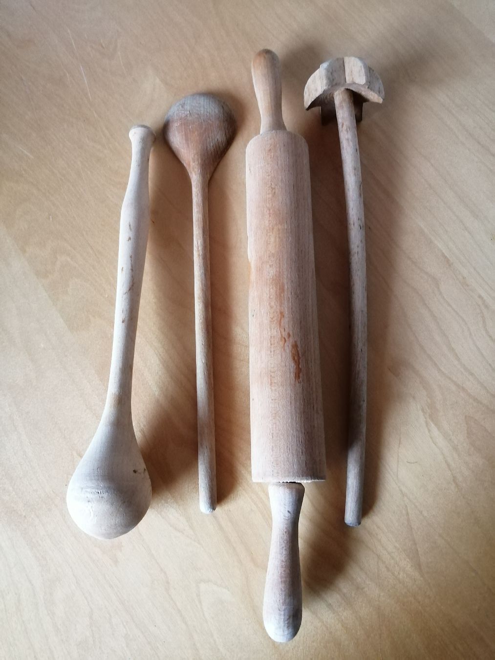 Küchengeräte: Holz-Küchenhelfer, 4-teilig, Vintage – Gebraucht aus Honau von holunder3 1