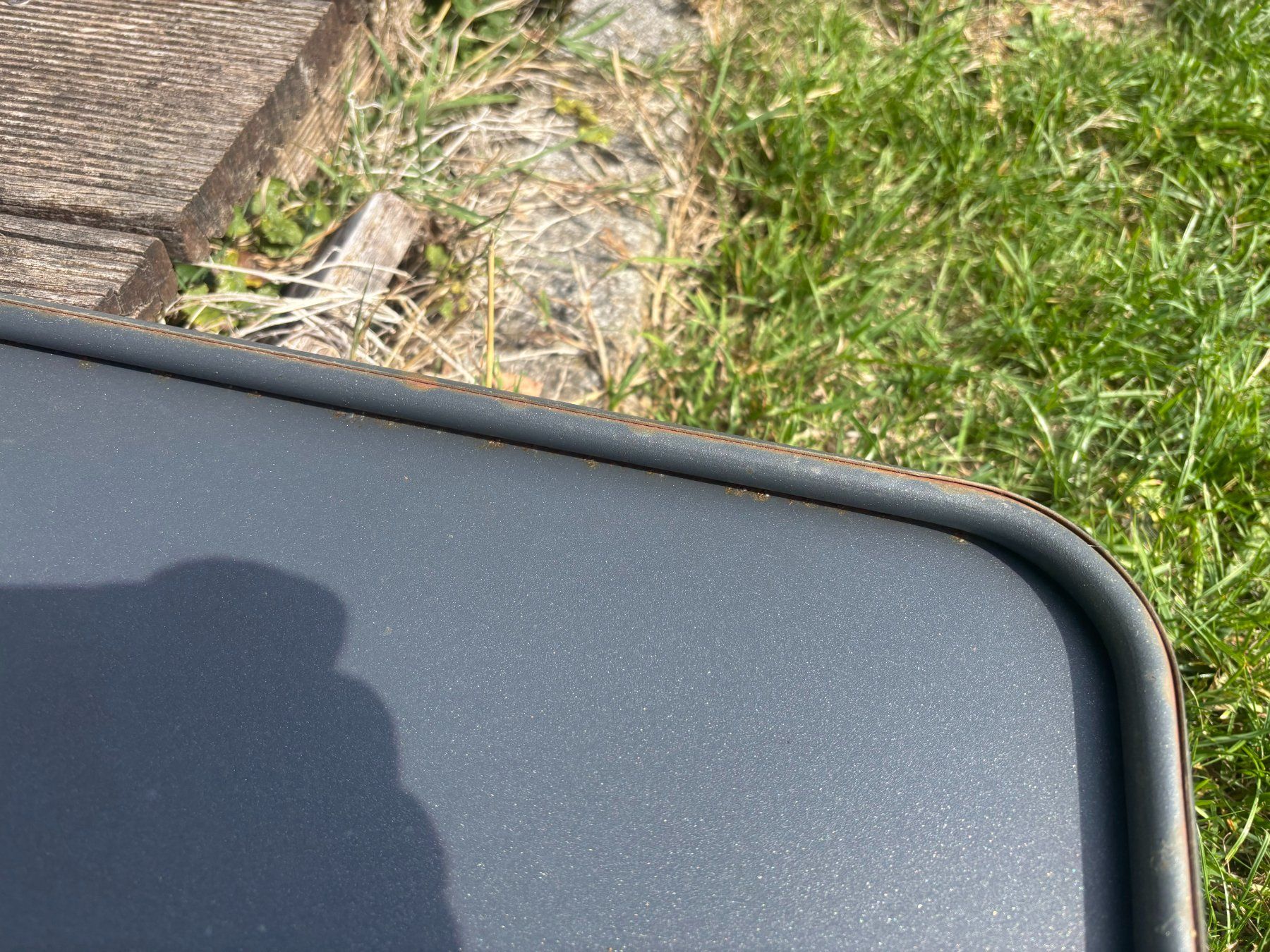 Set di tavolo e panche: Gartentisch mit zwei Stühlen – Usato da Brütten venduto da bru_vm8d 2