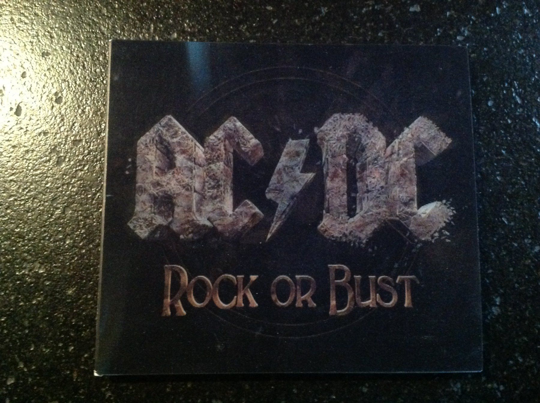 CDs: CD AC-DC - Rock or Bust / cover animée – D'occasion à Vuiteboeuf par broticaire