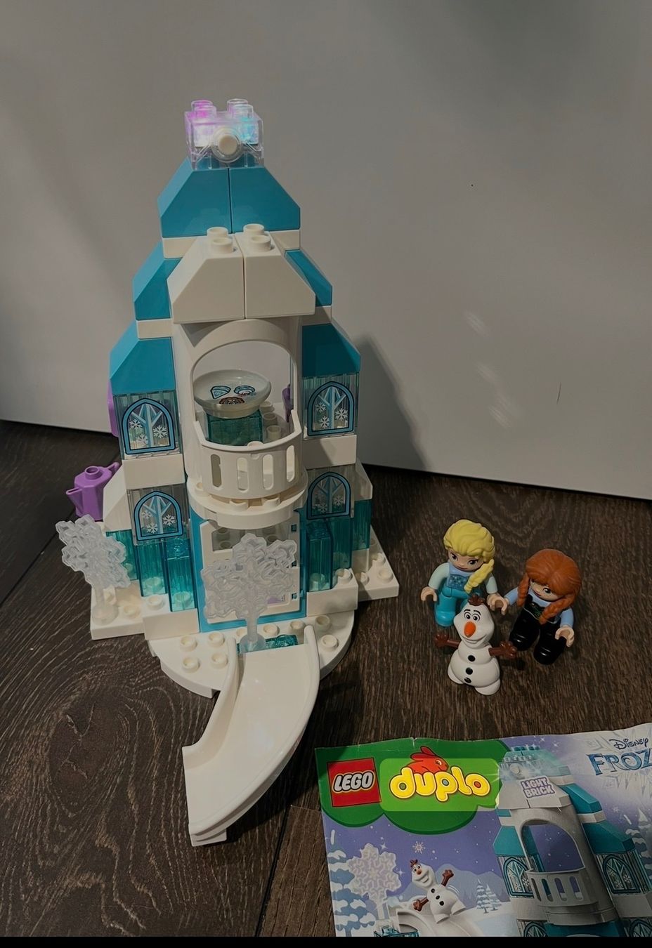Lego Jouets: Anna & Elsa grosser Duplo Eispalast – D'occasion à Fehraltorf par Tschiferli