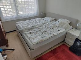 Bett (Abholung bis am 20. Juli, exkl. Matratzen)