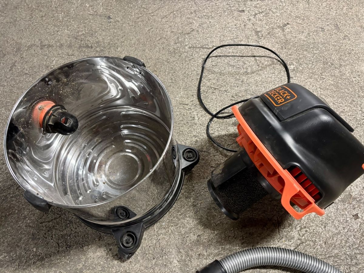 Aspirateurs & Accessoires: Aspirateur Black+decker – Neuf (Voir description) à Chavannes-Renens par tim_8669 2