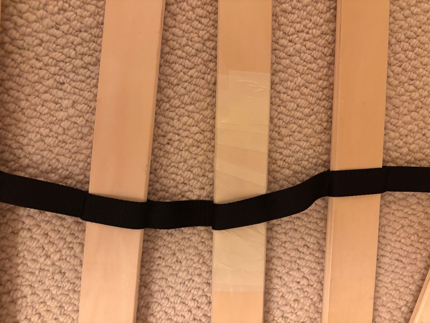 Letti: Bettgestell 140 x 200cm – Usato da Zürich venduto da mia_v2mf 1