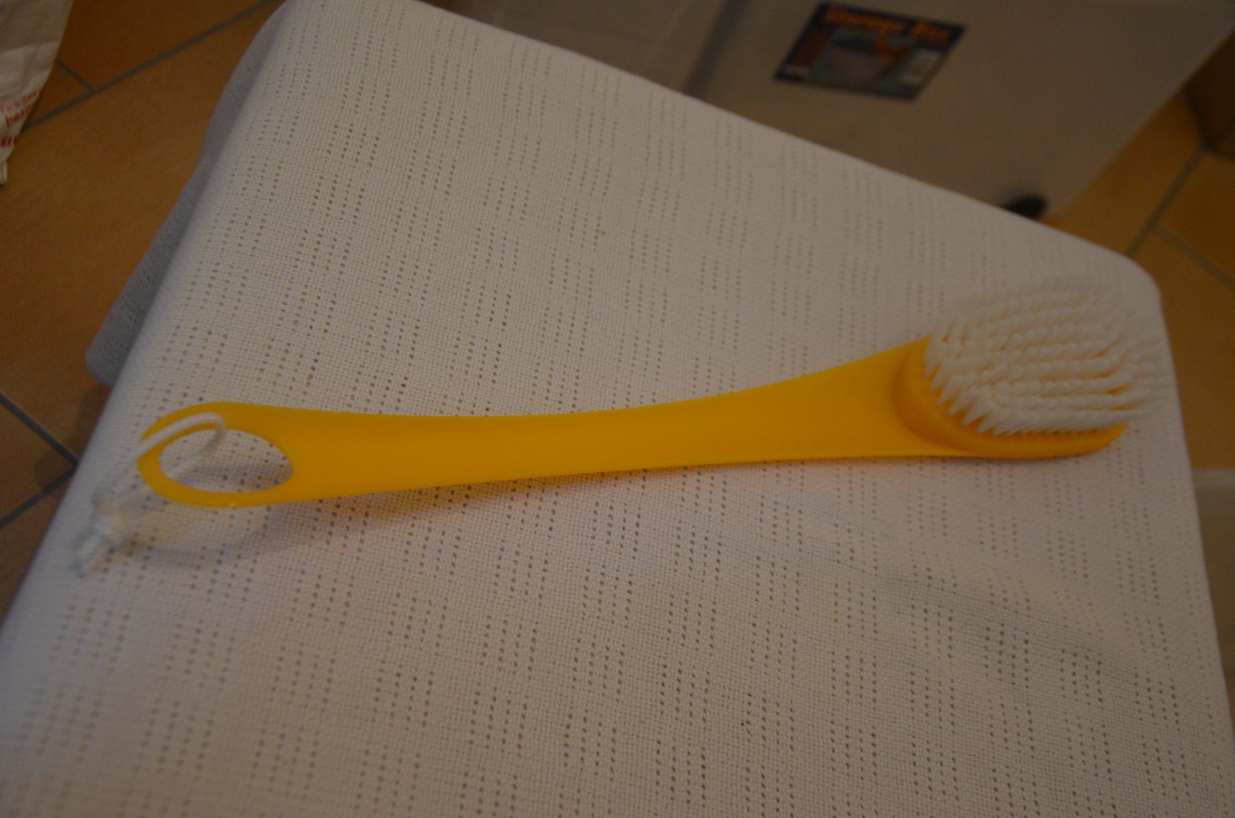 Sonstige Körperpflege: BADE BROSSE – Gebraucht aus Chiasso von Dolly015