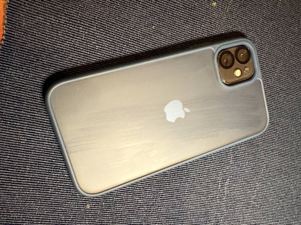 Telefoni cellulari / Smartphones: iPhone 11 128 GB – Usato da Steg im Tösstal venduto da rst_5hdw 2