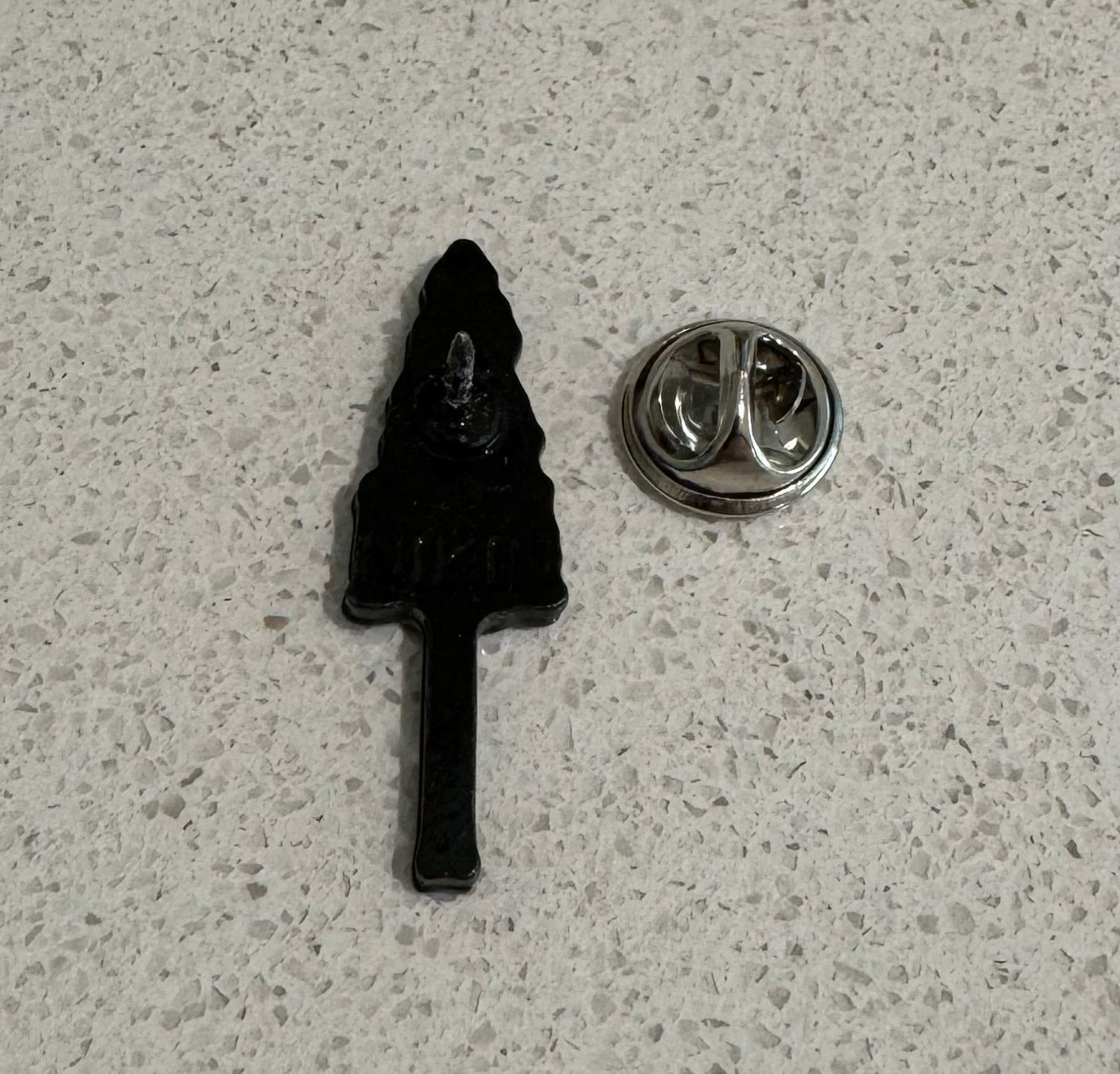 Plaquettes & Badges: Nikin Pin – Neuf (Voir description) à Baar par Frigo27 3