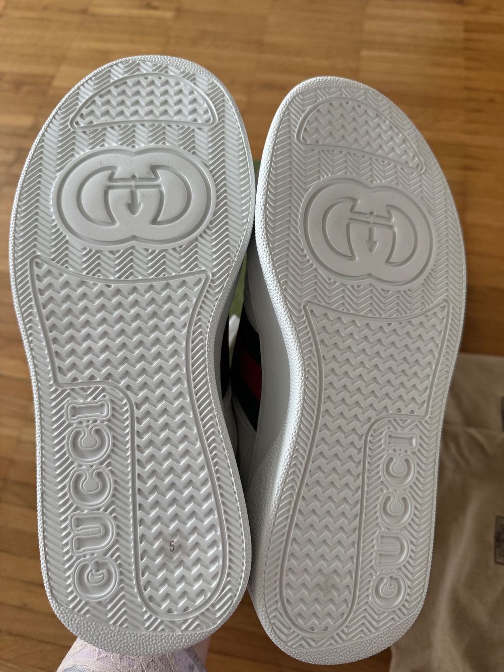 Gucci Herrenschuhe: Gucci web sneaker unisex Gr.39 NEU – Neu und originalverpackt aus Pfäffikon SZ von EMMA0111 3