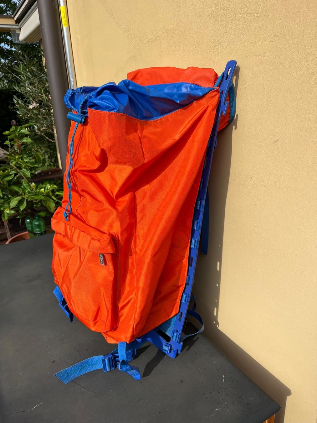 Invicta Zaini: Invicta genesis 80 L Rucksack – Usato da Zürich venduto da chi218 2