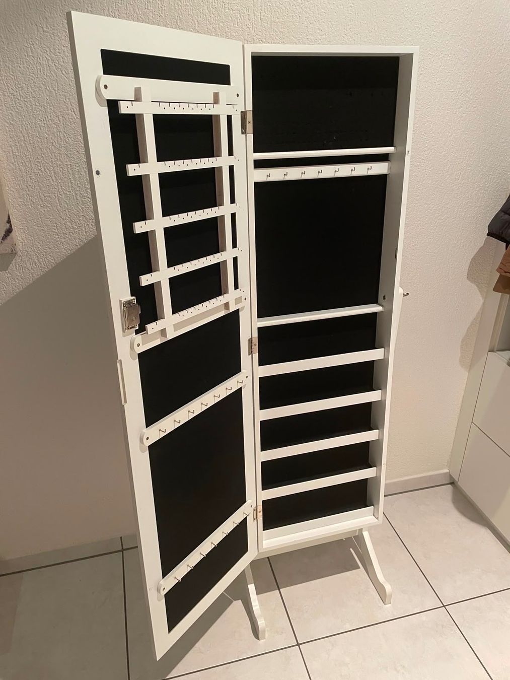 Conforama Specchi: Schmuckschrank – Usato da Tägerig venduto da Bluefire04 1