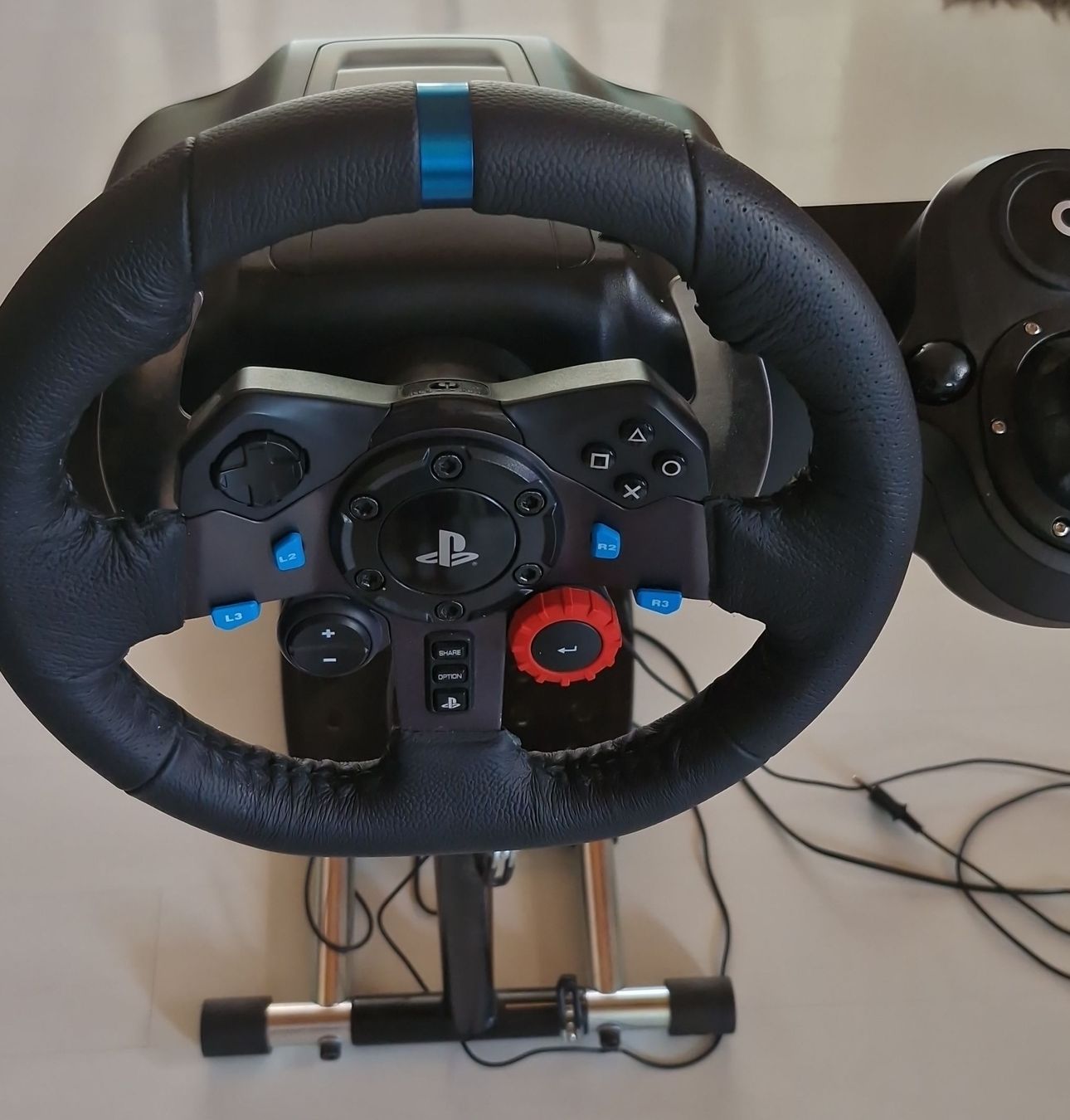 Logitech Manettes: Logitech G29  mit Pedalen und Shifter – D'occasion à Münchwilen TG par Smooth1