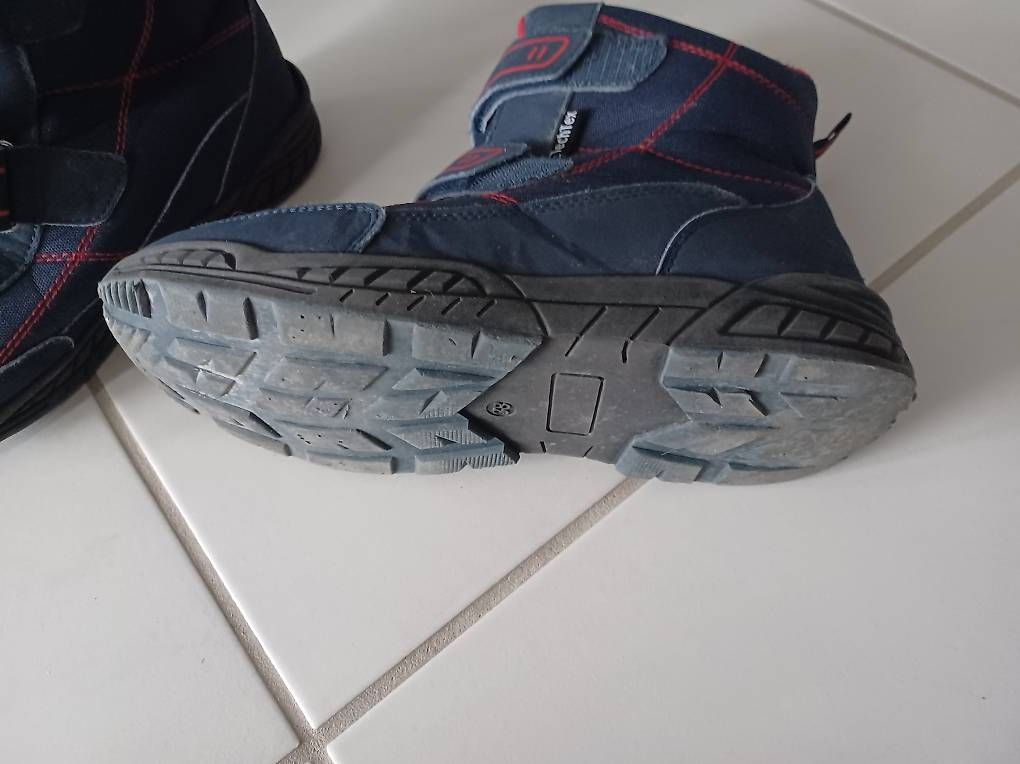 Chaussures garçon: Schuhe/ Gummistiefel gr.38 – D'occasion à Bronschhofen par Katrusja 4