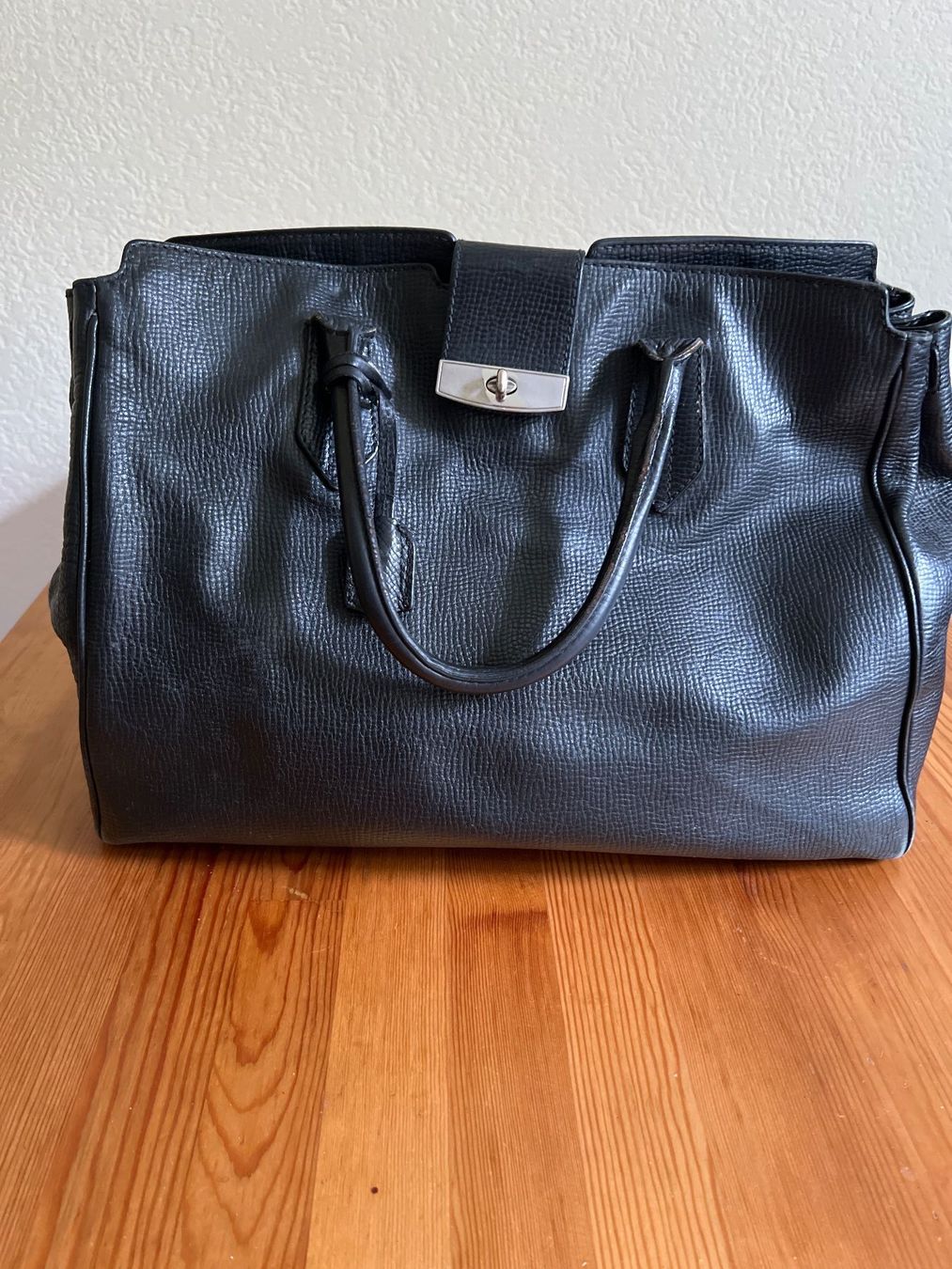 Navyboot Borse da donna: NAVYBOOT HANDBAG – Usato da Schaffhausen venduto da susiquatro01