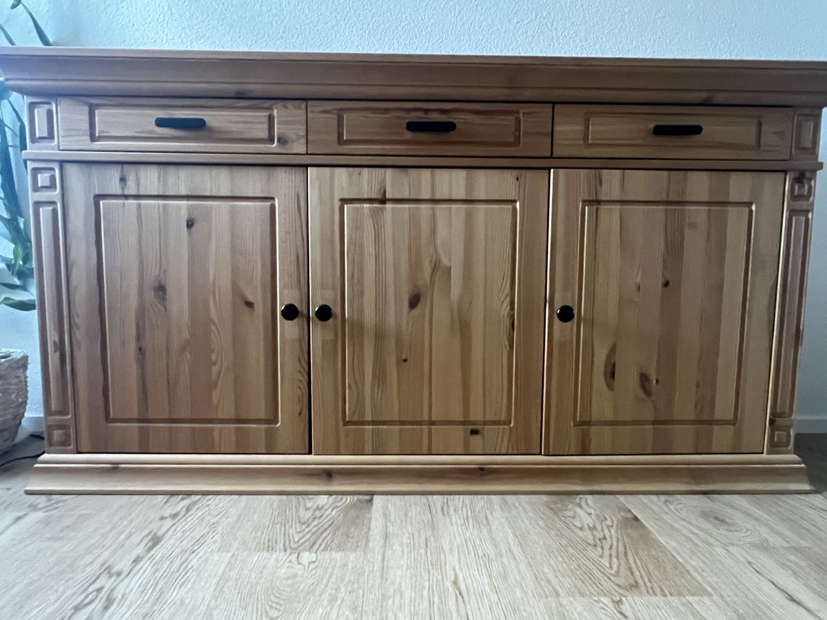 Credenze: Sideboard aus Massivholz – Nuovo (secondo la descrizione) da Ostermundigen venduto da tjo_wl29 1