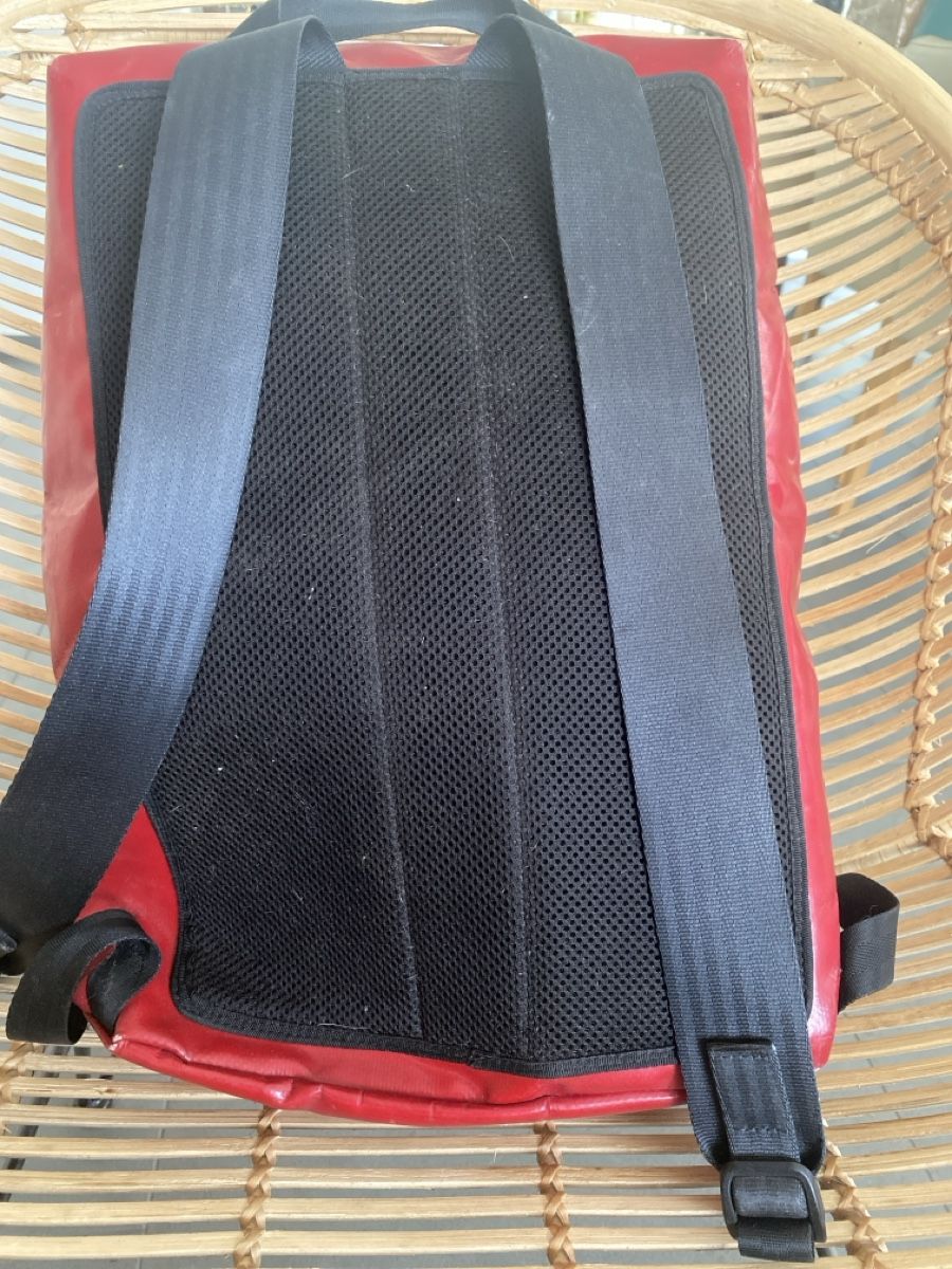 Freitag Zaini: Freitag Rucksack Fringe rot – Usato da Muri AG venduto da sonneblueme10 2