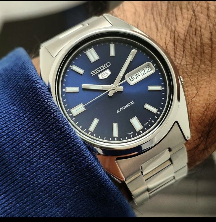 Seiko 5 sport best sale day date