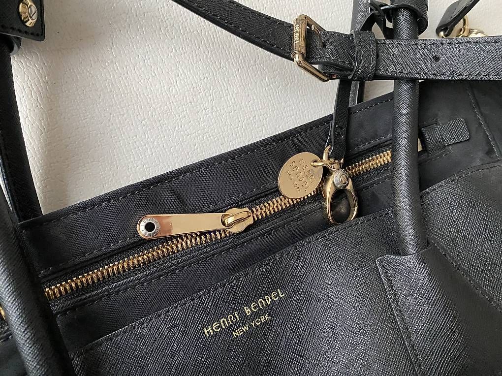Borse da donna: Handtasche Henri Bendel New York – Usato da Basel venduto da 12Glory 2