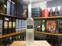 1 Fl. Studer Birnenbrand Gelbmöstler 50cl. 44 Vol.