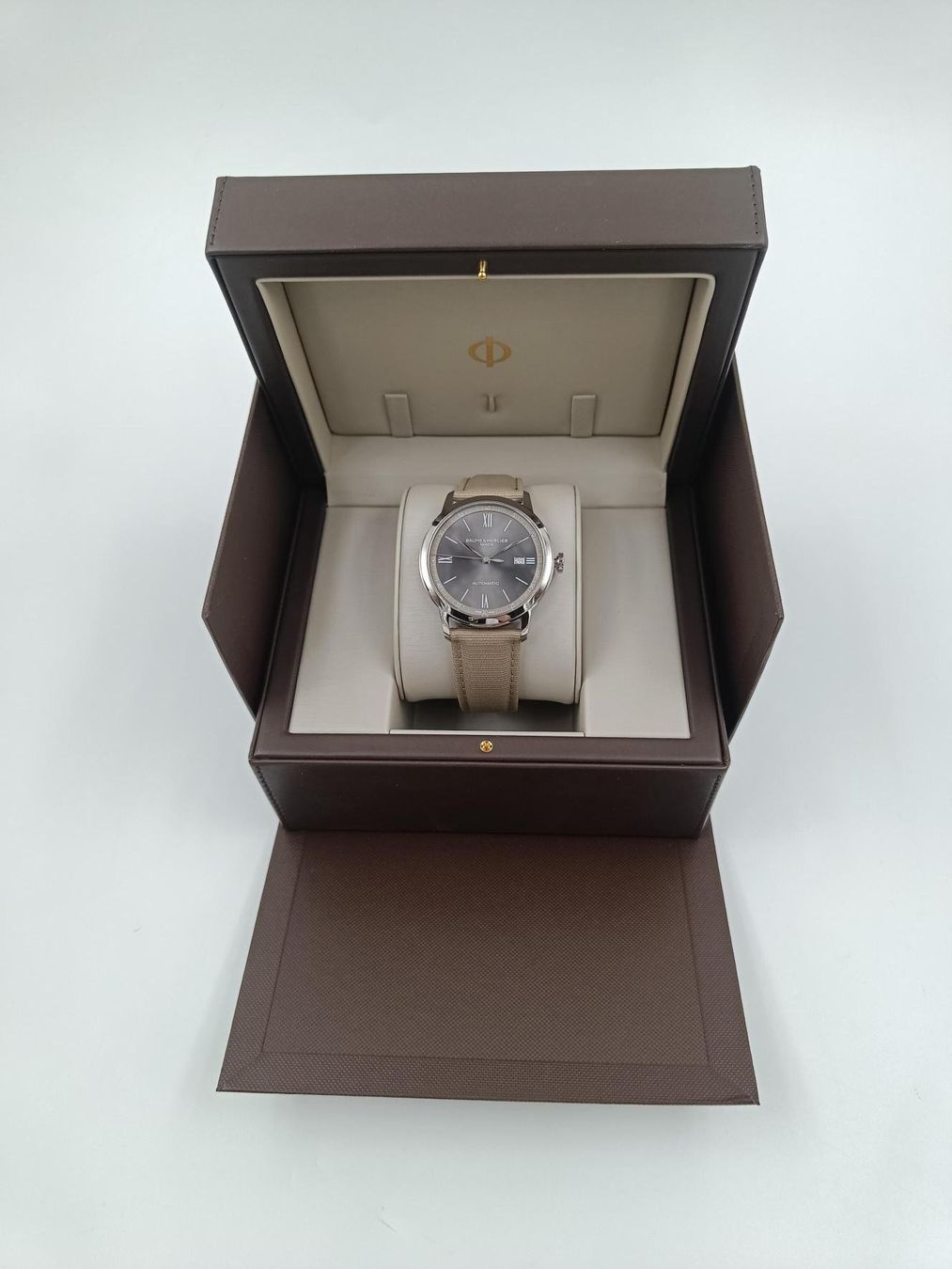 Baume & Mercier Orologi: BAUME & MERCIER " CLASSIMA", 42 MM – Nuovo (secondo la descrizione) da Luzern venduto da EdiGem 2