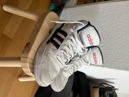 Adidas shoes 41 1/3