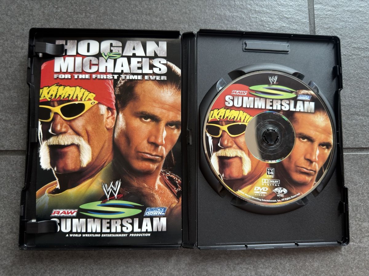 Tous les DVDs: WWE Summerslam 2005 DVD – D'occasion à Zürich par cENS0R 2