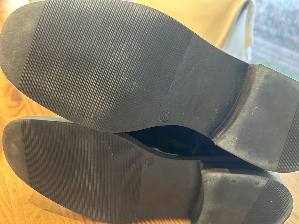 Damenschuhe: Stiefeletten Lackleder L.K.Bennett – Gebraucht aus Wallisellen von Aurorasun 1