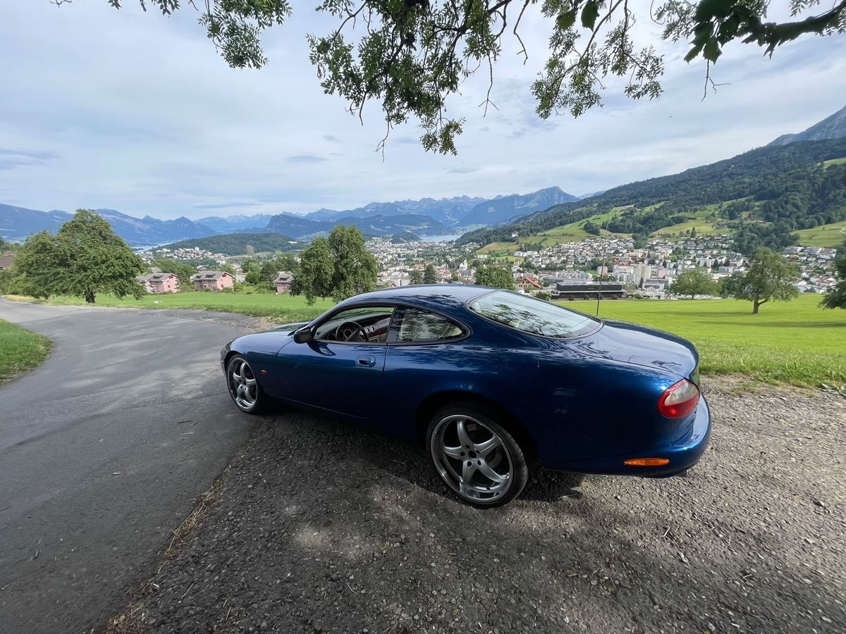 Jaguar Automobili: Jaguar XK 8 – Usato da Luzern venduto da chevy7779 7