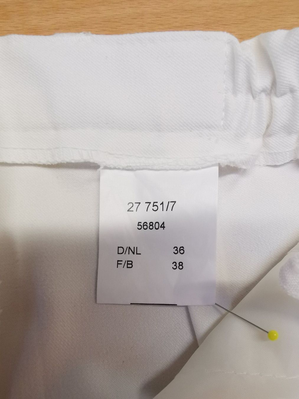Pantaloni: Damenhose weiss Adelina – Usato da Seuzach venduto da NaehdesignMirjam 5