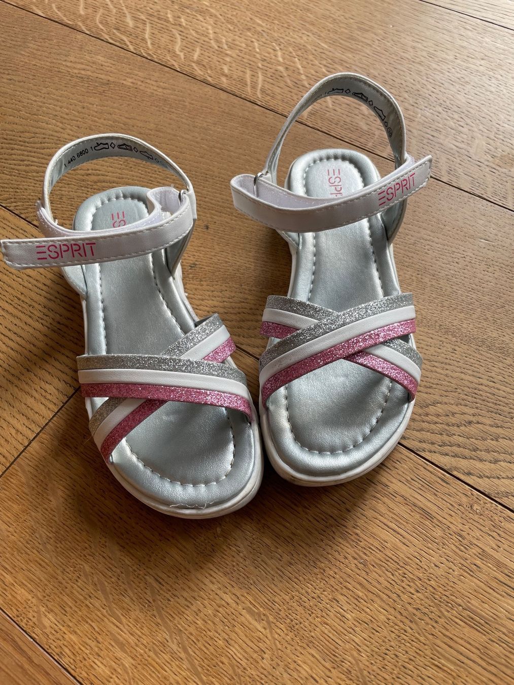 Esprit Scarpe per ragazze: Sandalen 30 esprit – Usato da Pfäffikon SZ venduto da Syndrome379 1
