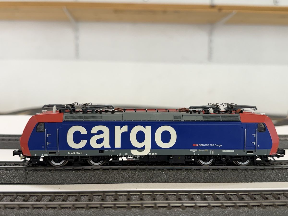 Roco Modellini di ferrovie: RE 482 CARGO  – Usato da Bulle venduto da ant_6yg6 2