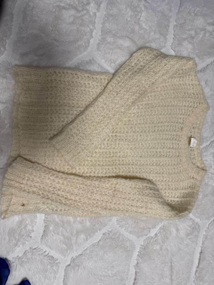 Des Petits Hauts Pullover & Sweatshirts: Des Petits Hauts Mohair Pullover cream size T1 – Neu (gemäss Beschreibung) aus Mont-sur-Lausanne von EgisCloset.