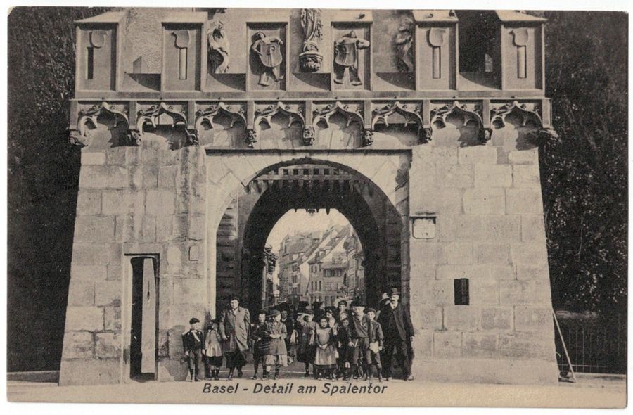 Cartoline postali: Basel, Spalentor, belebt, um 1910 – Usato da Frauenfeld venduto da POML