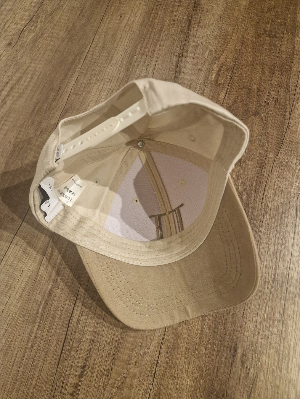 Altro in  Abbigliamento & Accessori: Coole Les Deux Cap / Basecap, Beige, NEU! – Nuovo (secondo la descrizione) da Falera venduto da Fudax 1