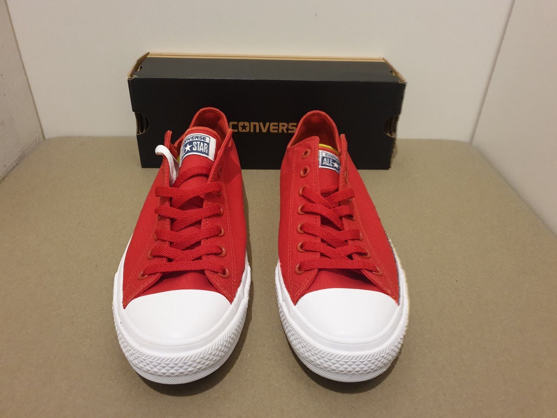 Converse Scarpe da uomo: CONVERSE RED-WHITE 46 – Nuovo e nell'imballaggio originale da Zürich venduto da LIQUIDATOR.CP 2
