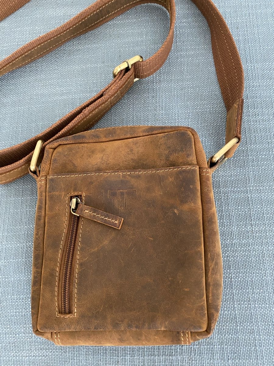 Altro in  Abbigliamento & Accessori: Leder Herren-Tasche – Usato da Uster venduto da Ursi_75hc 1