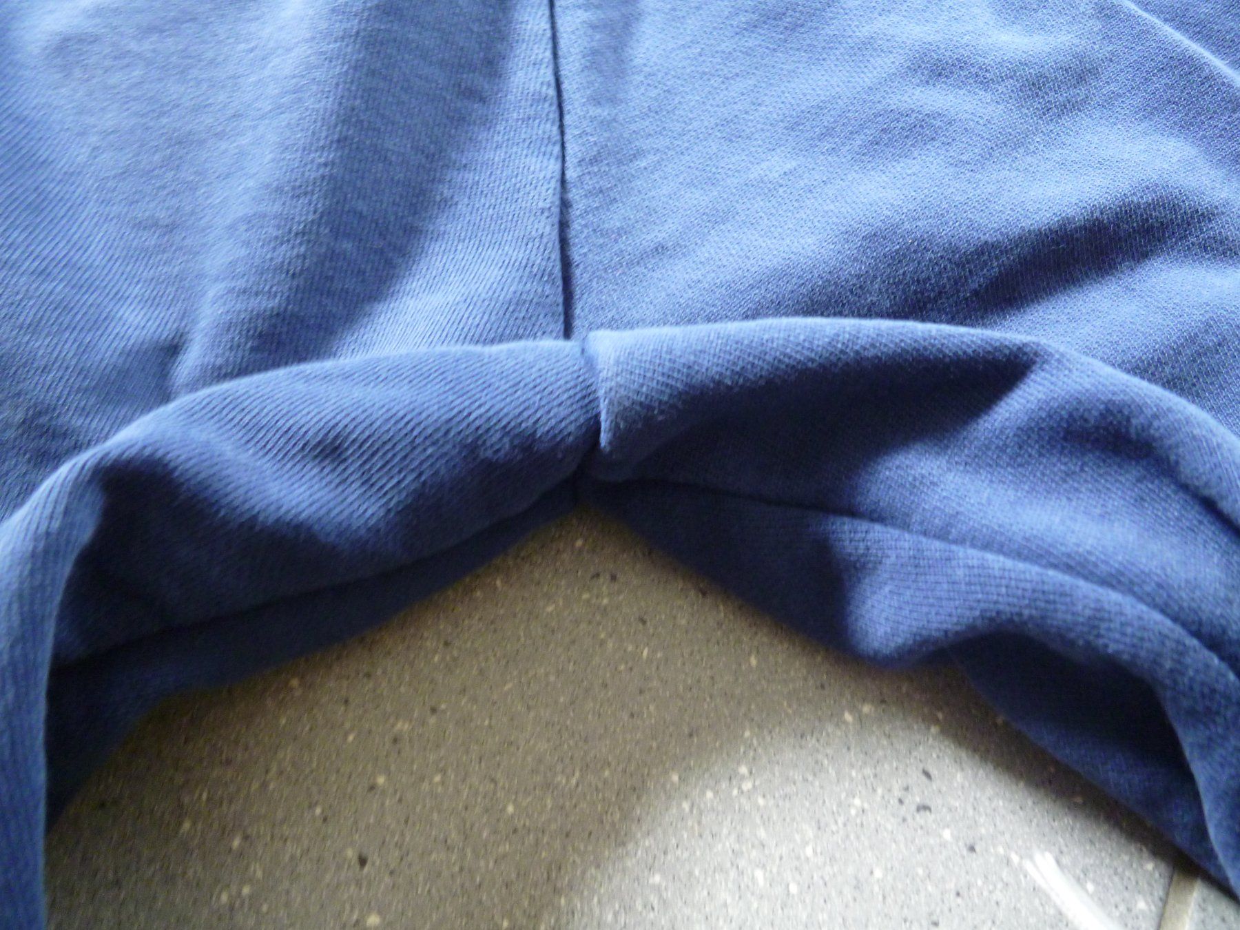 Adidas Hosen: ADIDAS  blaue Trainerhose Gr. 36 – Gebraucht aus Dättlikon von Mamakuga 6