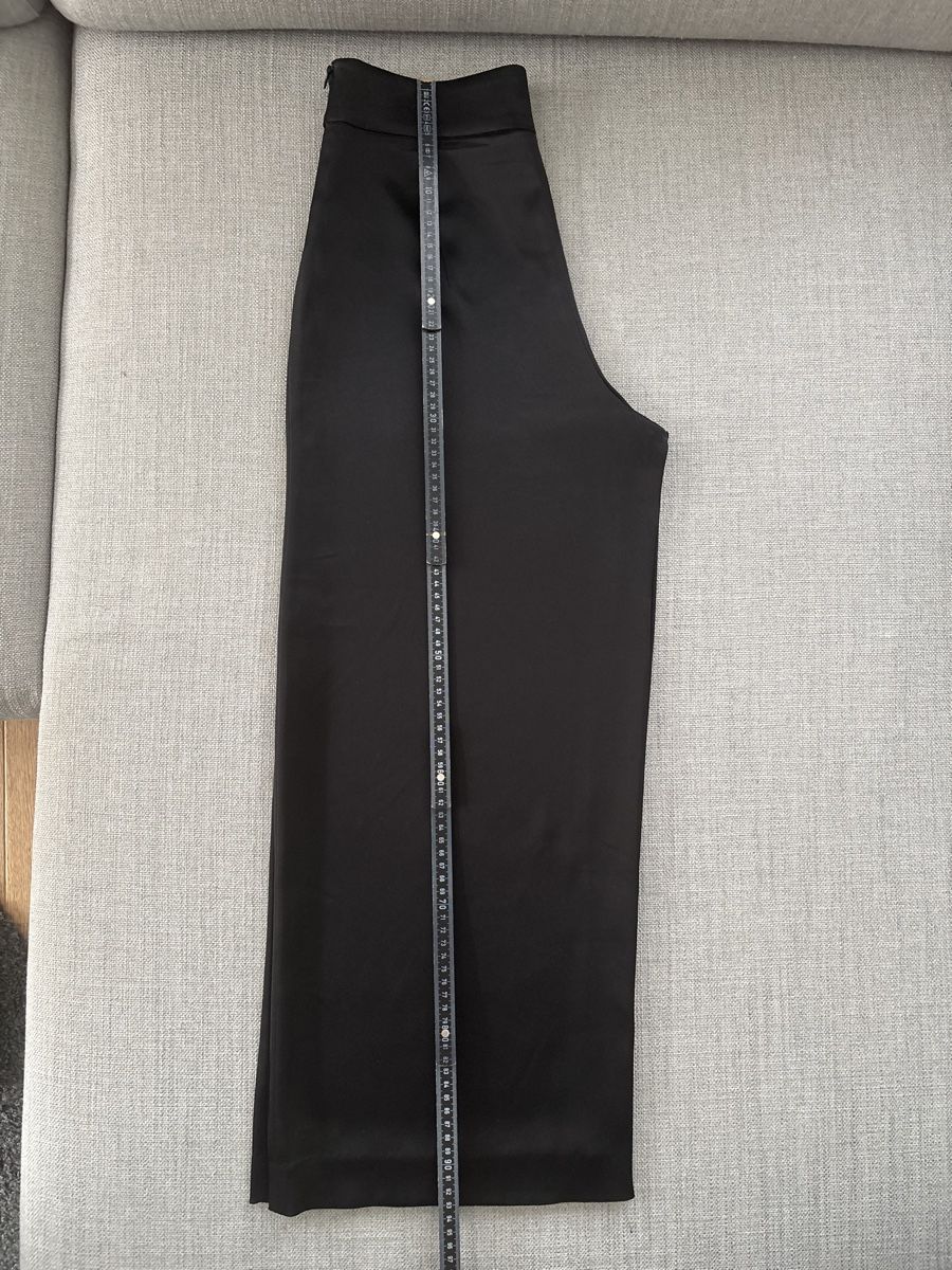 Pantaloni: Schwarze Stoffhose Ann & Line Gr. 38 – Usato da Zürich venduto da auto-moto 9