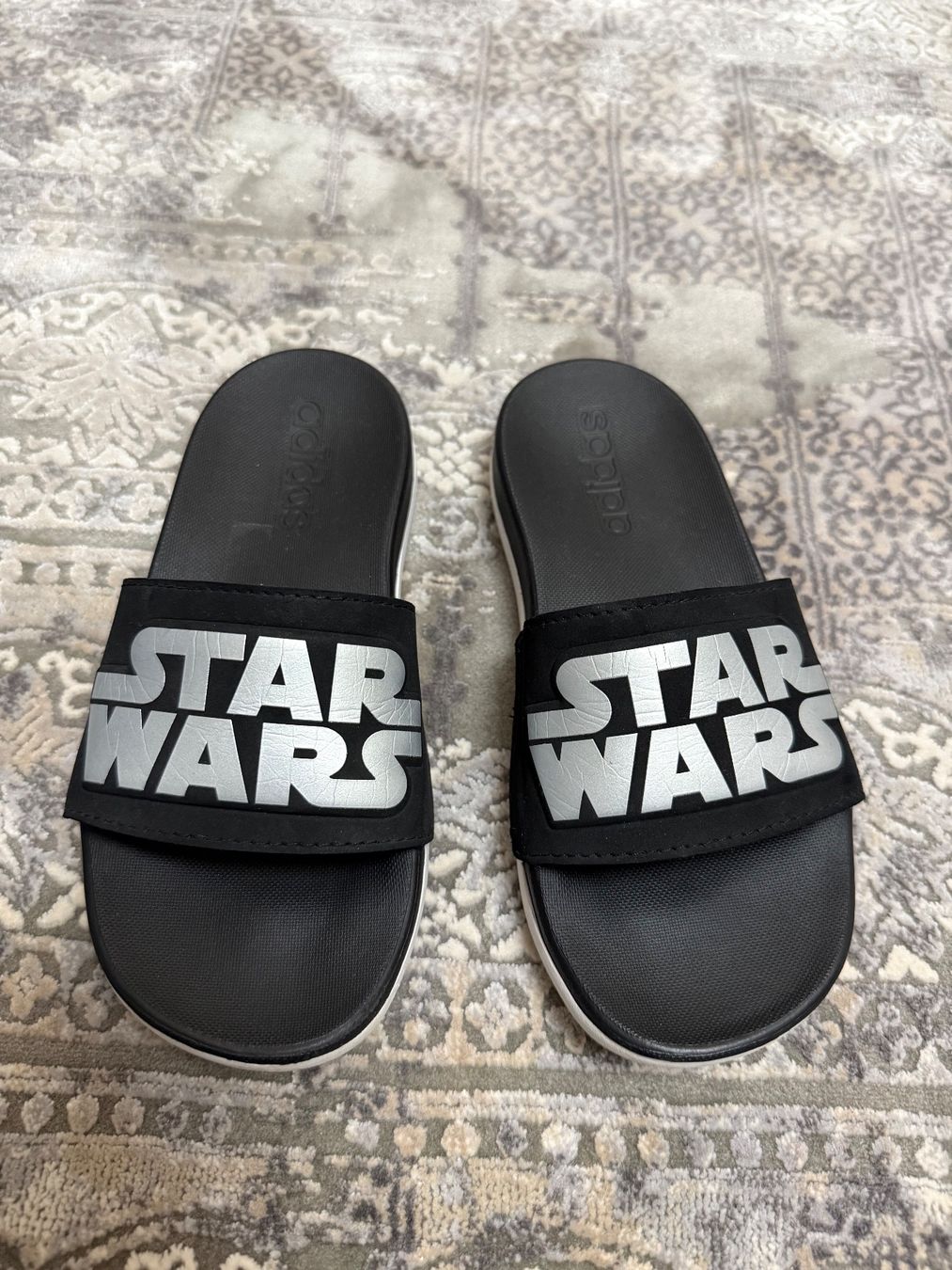 Adidas Scarpe per ragazzi: Badeschuhe ADIDAS STAR WARS Gr. 32 – Usato da Uetikon am See venduto da Fraufox1