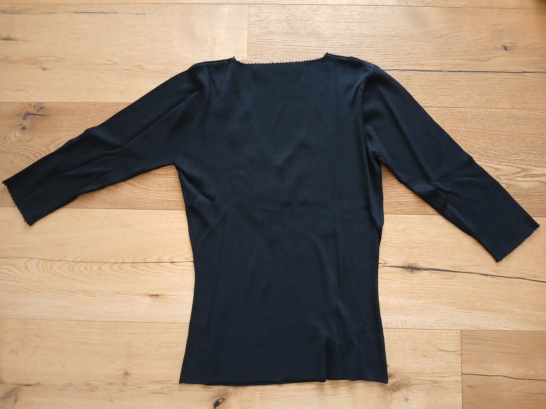 T-shirt: Maglia nera disegno floreale lustrini – Nuovo (secondo la descrizione) da Baar venduto da fla_v78d 1