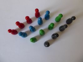 16 Spielkegel aus Kunststoff, 22mm, neuw