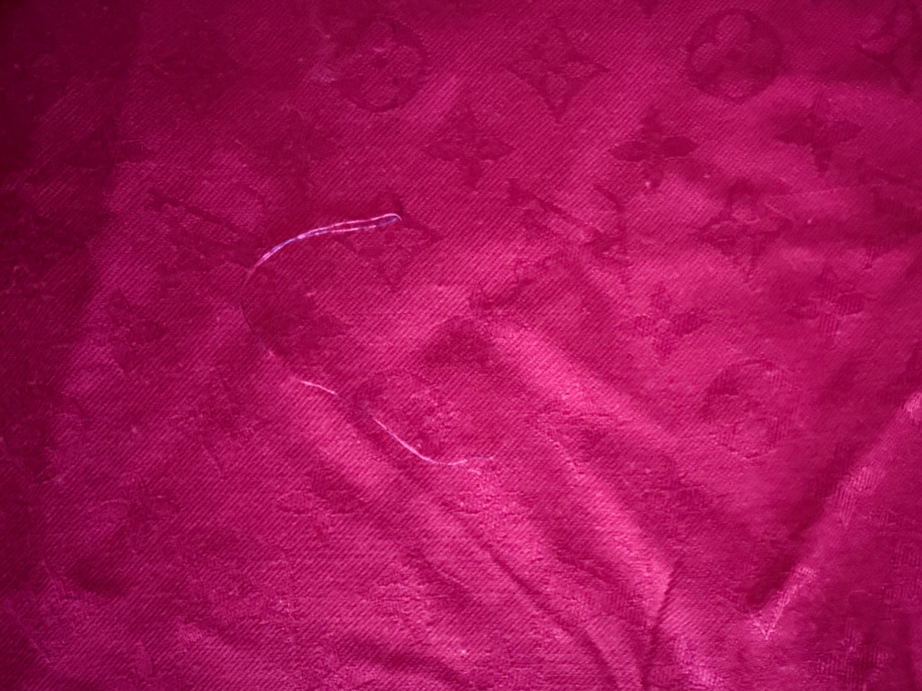 Louis Vuitton Foulards & écharpes: Schal  Louis Vuitton – D'occasion à Küsnacht ZH par nat_m97w 5