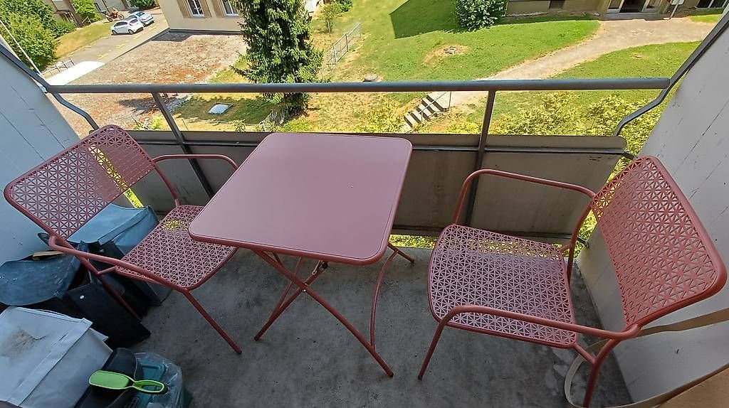 Tischset: Gartentisch + 2 Stühle – Gebraucht aus Zürich von ste_wyg7