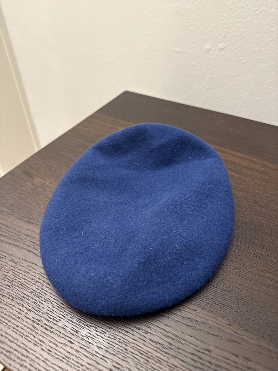 Copricapi, berretti & cappellini: Beret – Usato da Zürich venduto da val_9y9m